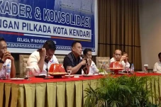 Partai Perindo Gelar...
