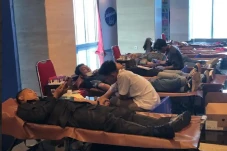 Ratusan Karyawan Antusias...