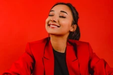 Profil Carissa Perusset,...