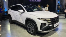 Hyundai Tucson vs Mobil...