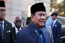 Momen Prabowo Temui...