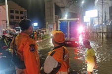 3 RT dan 2 Ruas Jalan...