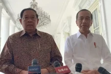 Jokowi dan SBY Batal...