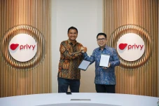 Uangme dan Privy Kolaborasi...