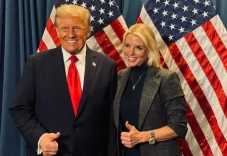 Siapa Pam Bondi? Calon...