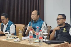 Airin-Ade Difitnah Politik...