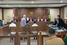 Empat Terdakwa Korupsi...