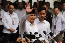 Prabowo Nyoblos Pilkada...