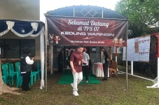 Mengintip TPS Lokasi...