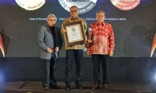Bank bjb Perkuat Reputasi...