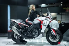 Kenalkan X-Cape 1200,...