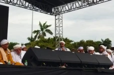 Pesan Habib Rizieq ke...