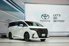 Mobil Keluarga Impian:...