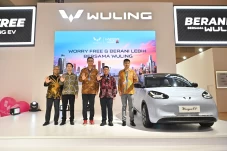 Wuling Pasrah Hadapi...