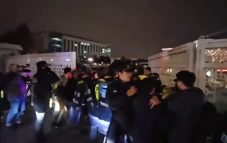 Parlemen Korea Selatan...
