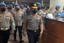 6 Perwira Polisi Terlibat...