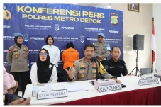 Polisi Ringkus Pengasuh...