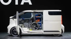 Toyota Koyaibako BEV...