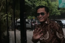 Apakah Gus Miftah Alumni...