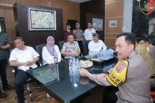 Mensos: Proses Hukum...