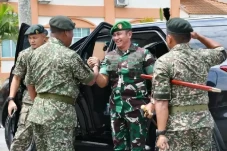 Profil Mayjen TNI Iwan...