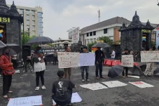 Buntut Penembakan Gamma,...