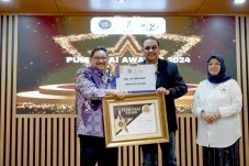 Sastrawan Malaysia,...