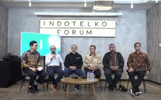Digitalisasi dan Teknologi...