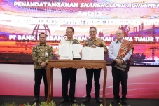 Teken SHA, Bank Jatim...