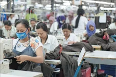 Tak Semua Pekerja Gaji...