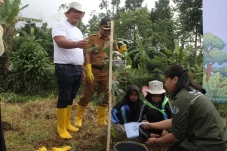 Jaga Lingkungan, Anak-anak...