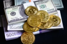 Demam Bitcoin, Pasar...