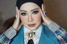 Reza Artamevia Minta...