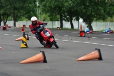 AHM Kenalkan Honda ICON...