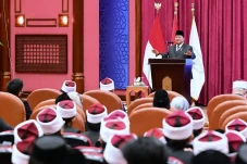 Dari Mesir Prabowo Kirim...