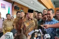 Minta PPN 12% Dikaji...