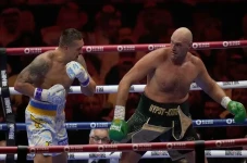 Oleksandr Usyk Kembali...