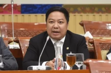 Gerindra Lihat PDIP...