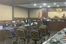 Tak Jadi Bukti Sidang...
