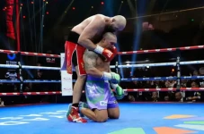 Oleksandr Usyk Menang...