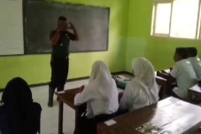 Miris, SMP di Kaki Gunung...