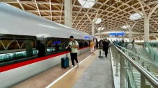 Stasiun Whoosh Karawang...
