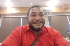 Perayaan Natal dan Tahun...