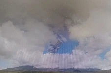 Erupsi, Gunung Raung...