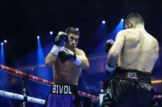 Dmitry Bivol Ubah Strategi...