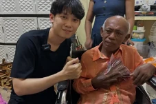 Tangis Pak Tarno Pecah...