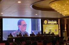Ketua MA Akui Sulit...