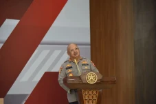 Profil Komjen Chryshnanda...