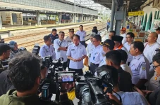Menteri LH Cek Pengelolaan...
