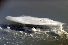 Fenomena Awan Cumulonimbus...